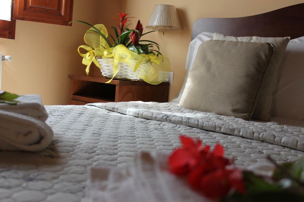 Casale Dei Cento Acri Bed and Breakfast Φλωρεντία Εξωτερικό φωτογραφία